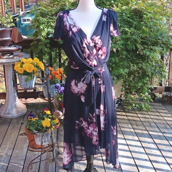 NWT DKNY Sheer Dark Floral Dress - Picture 2 of 16
